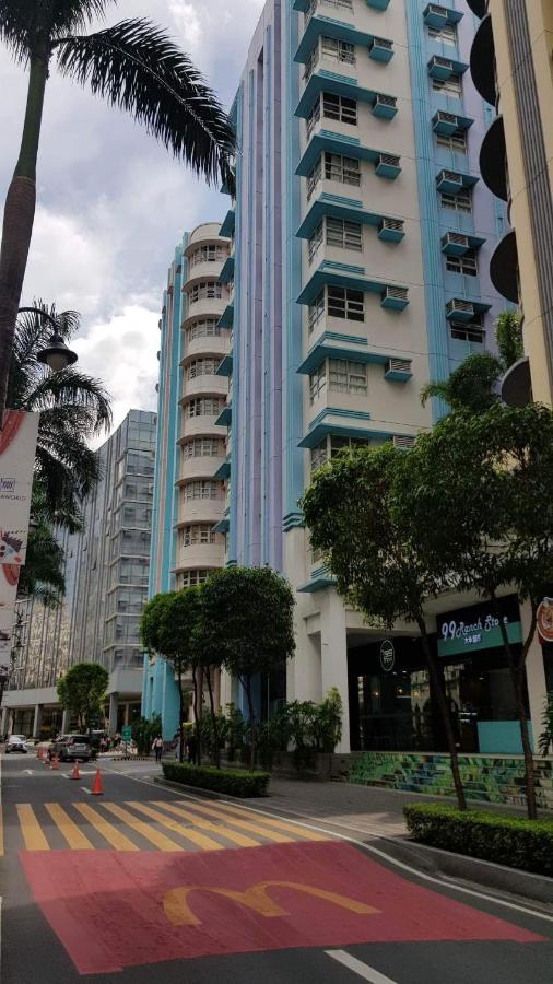 101 Newport Blvd C2 4F By Rechelle Nunag Pasay Exterior foto