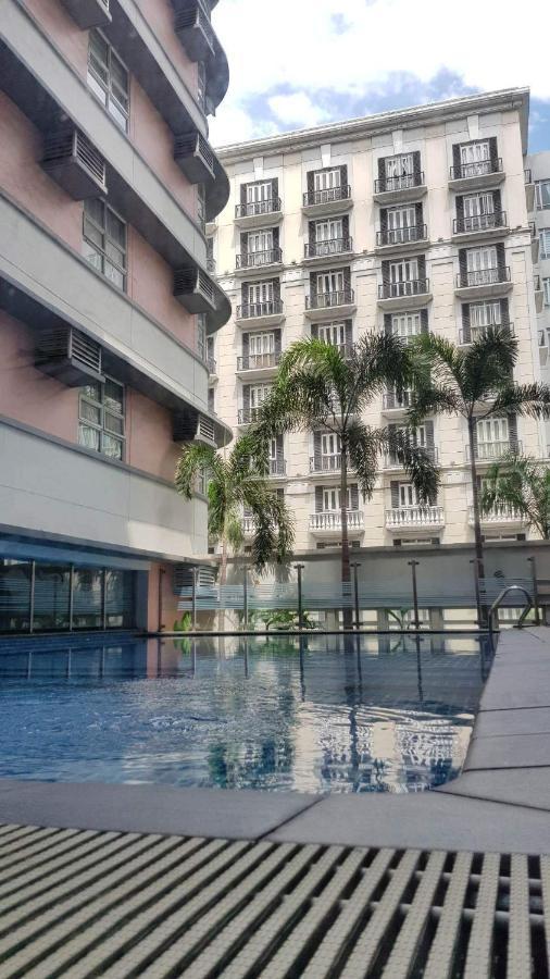 101 Newport Blvd C2 4F By Rechelle Nunag Pasay Exterior foto